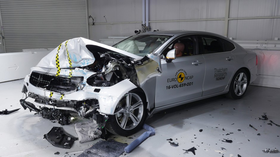 Volvo S90