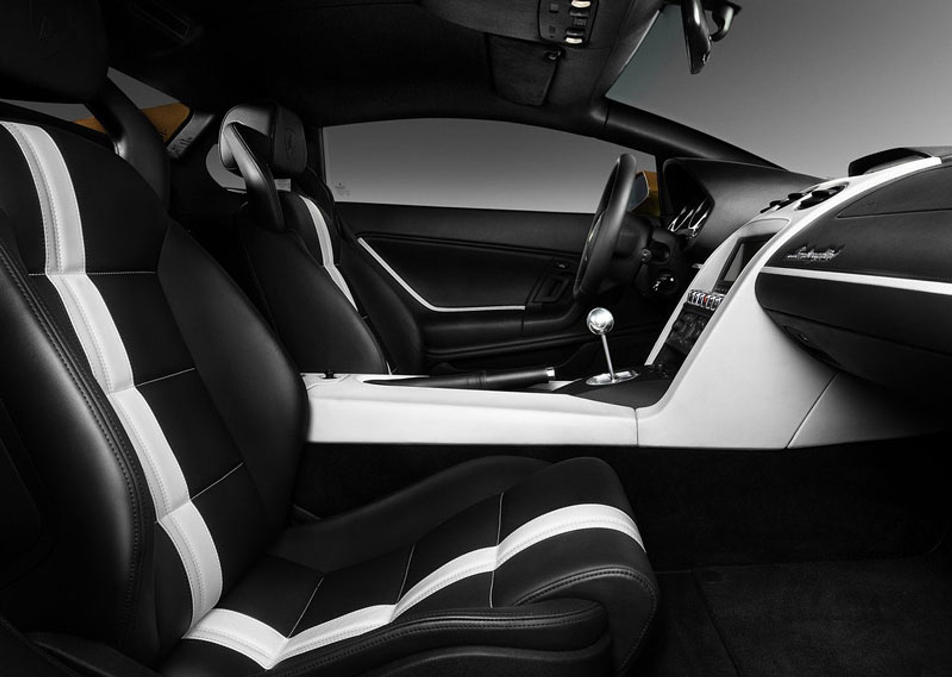 Lamborghini Gallardo LP 550-2 Valentino Balboni: pierwsze Gallardo bez 4x4