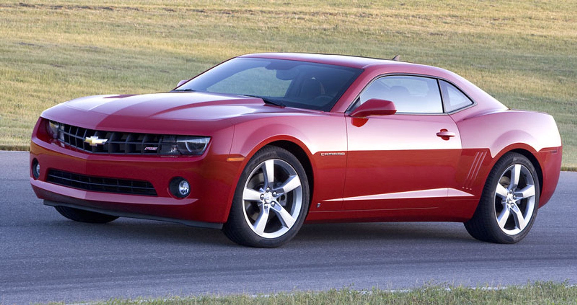 Londyn 2008: Chevrolet Camaro - nowoczesny muscle-car oficjalnie