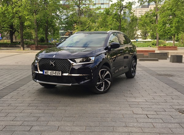 DS7 Crossback PureTech 225 – w połowie drogi do segmentu premium | TEST
