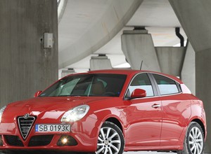 Alfa Romeo Giulietta z fabryczną instalacją LPG. Czy warto jeździć na gazie?