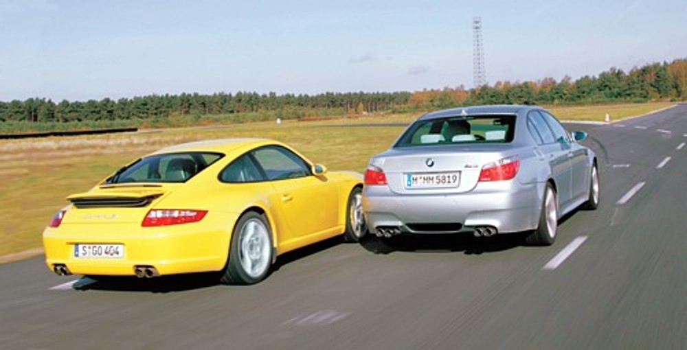 Które auto jest bardziej sportowe?