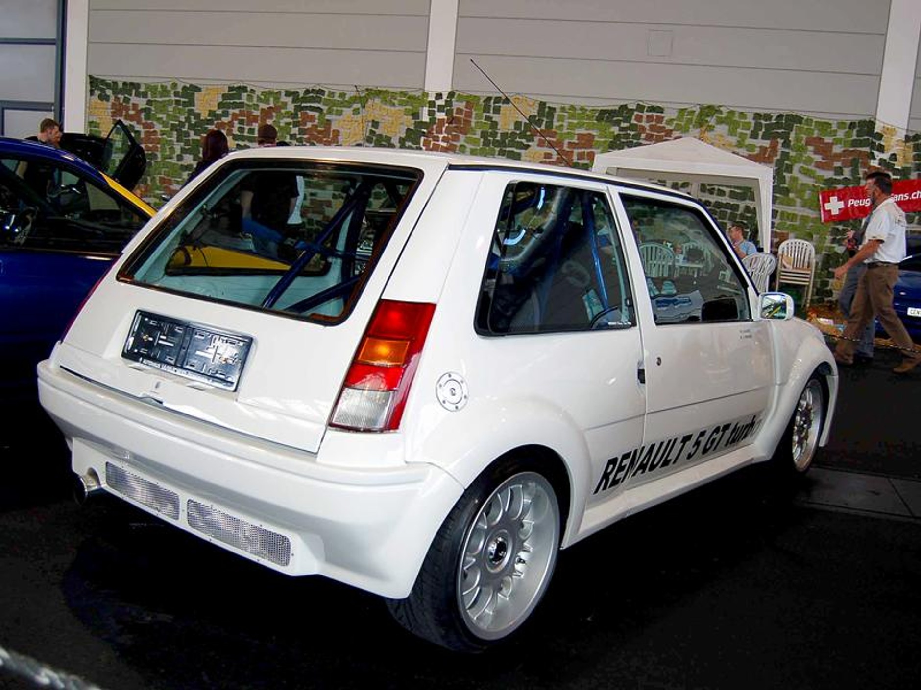 Tuning World Bodensee 2008: Golfy, drifting i dziewczyny -  fotogaleria (2)