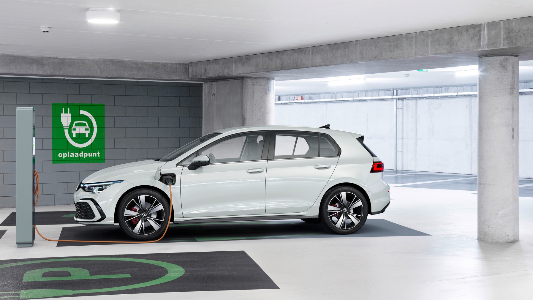 VW Golf VIII GTE