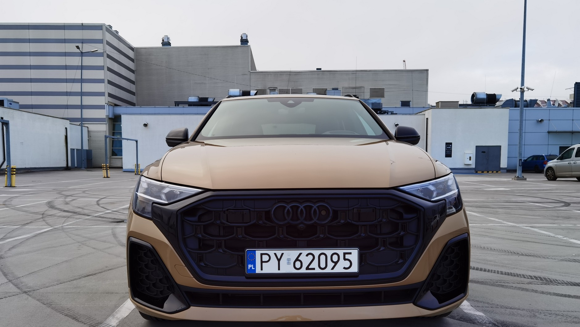 Audi Q8 czy SQ8? Różnice w wyglądzie nie są wcale duże