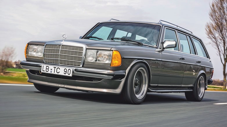 Mercedes 280 TE AMG - zaproszenie do sportu