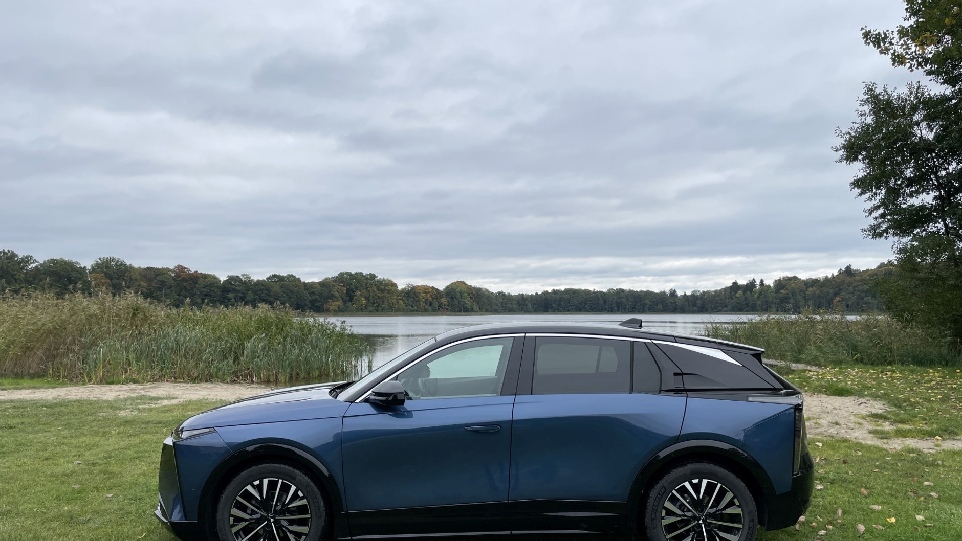 DS N°7 Hybrid