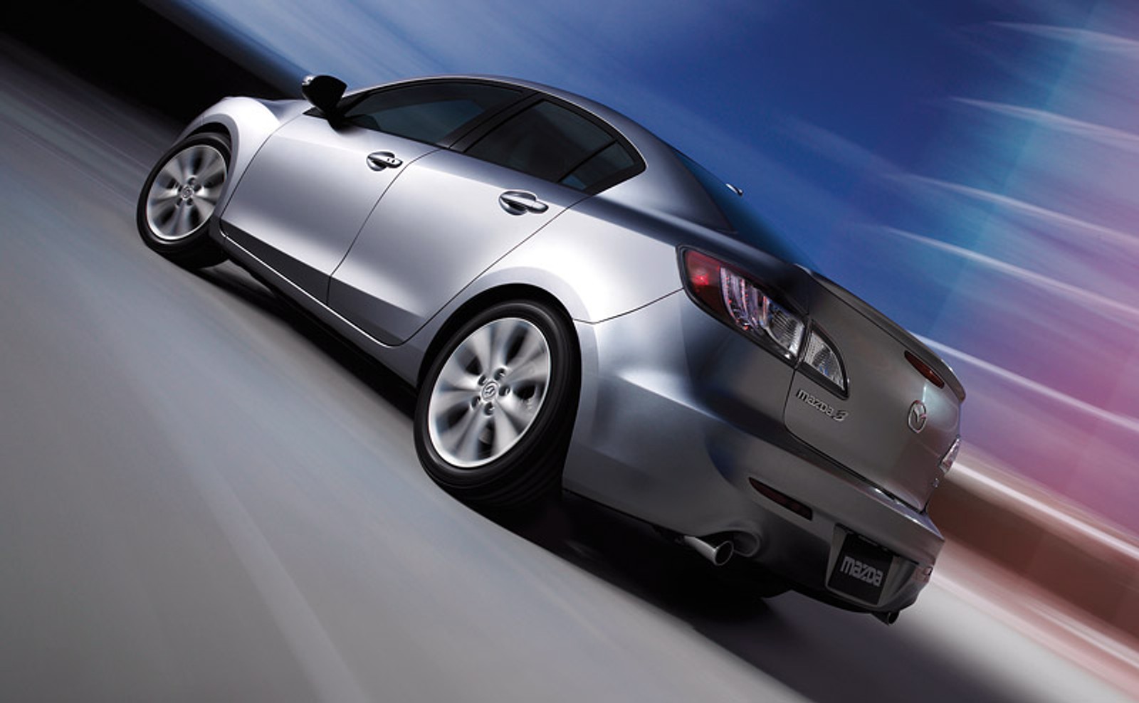 Los Angeles 2008: Mazda3 Sedan wśród najważniejszych premier