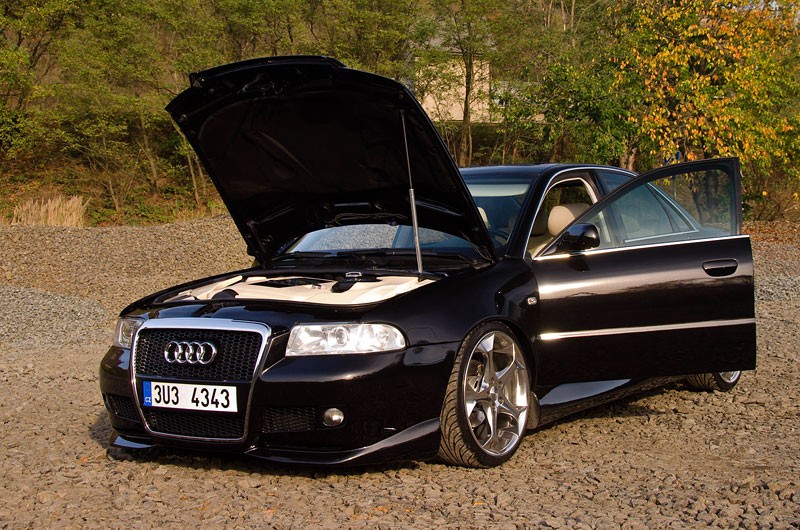 Garaż tunera: Audi A4 – dama w czerni