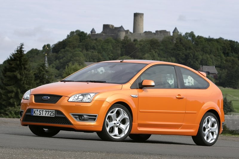 Ford Focus ST: rynkowy sukces i rekord na Nürburgring