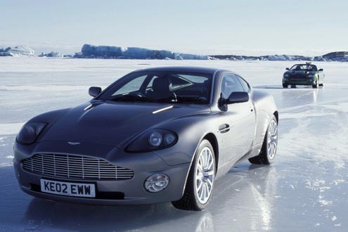 Aston Martin DB5 – najsłynniejsze auto, jakim jeździł James Bond