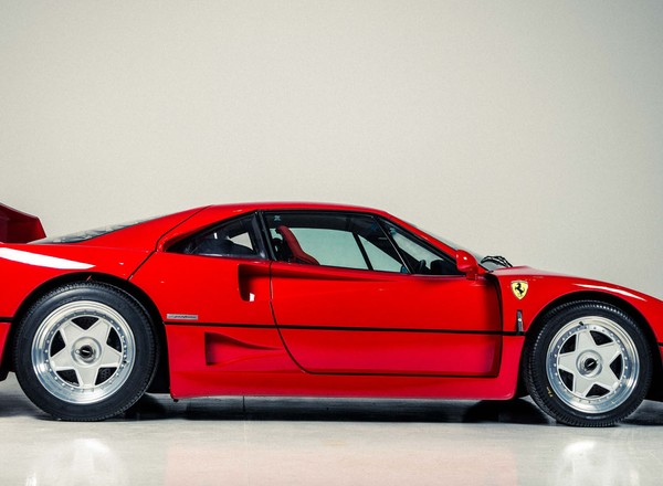 W Poznaniu będzie można zobaczyć tysiąc klasyków, w tym kultowe Ferrari F40