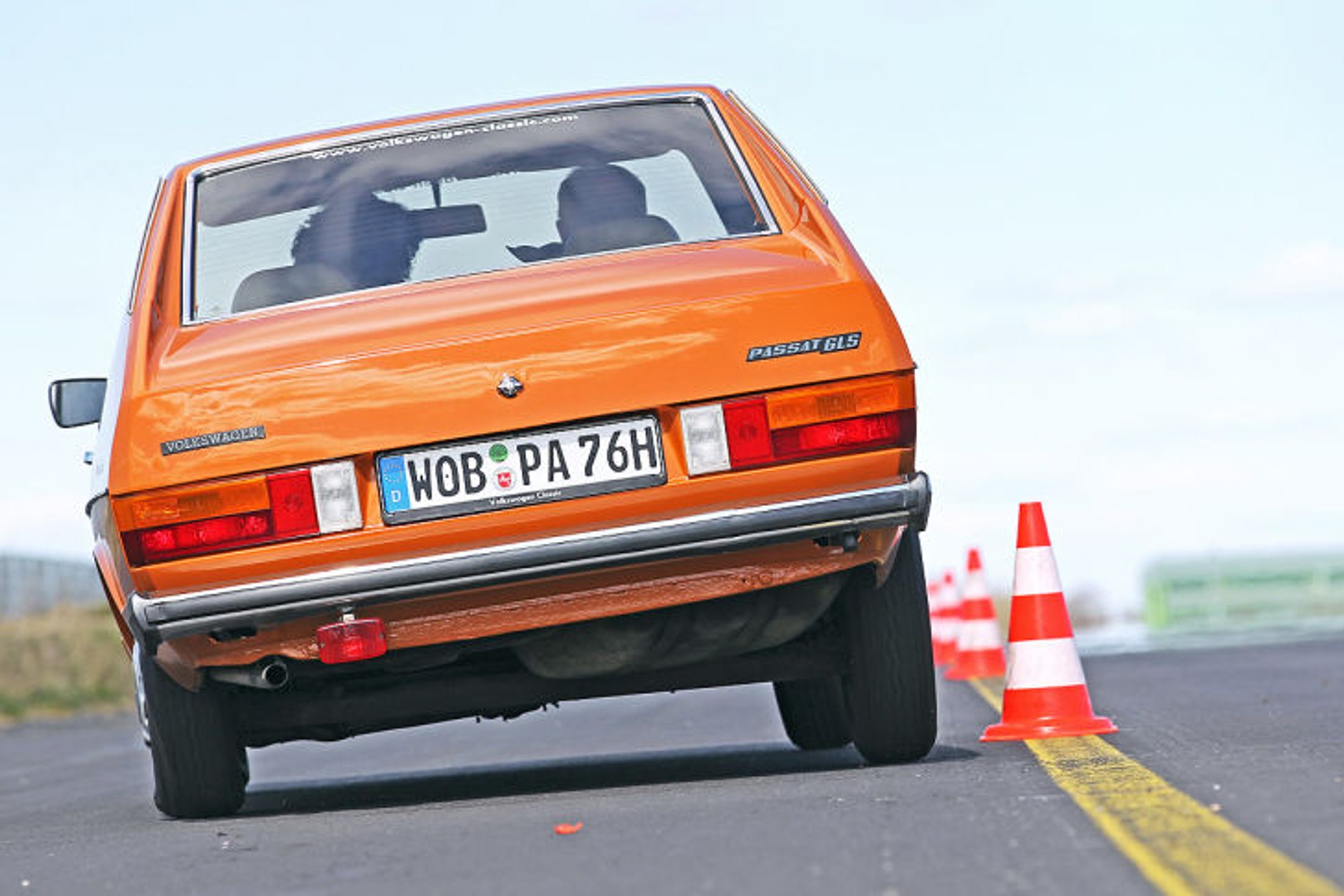 Te wspaniałe lata siedemdziesiąte: Audi 80 GL VW Passat Opel Ascona 1.6 Ford Taunus 1600 GXL