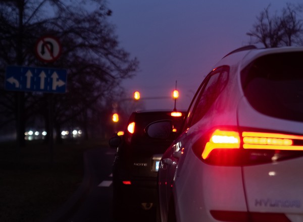 Prąd coraz droższy. Niektóre miasta wyłączają oświetlenie ulic