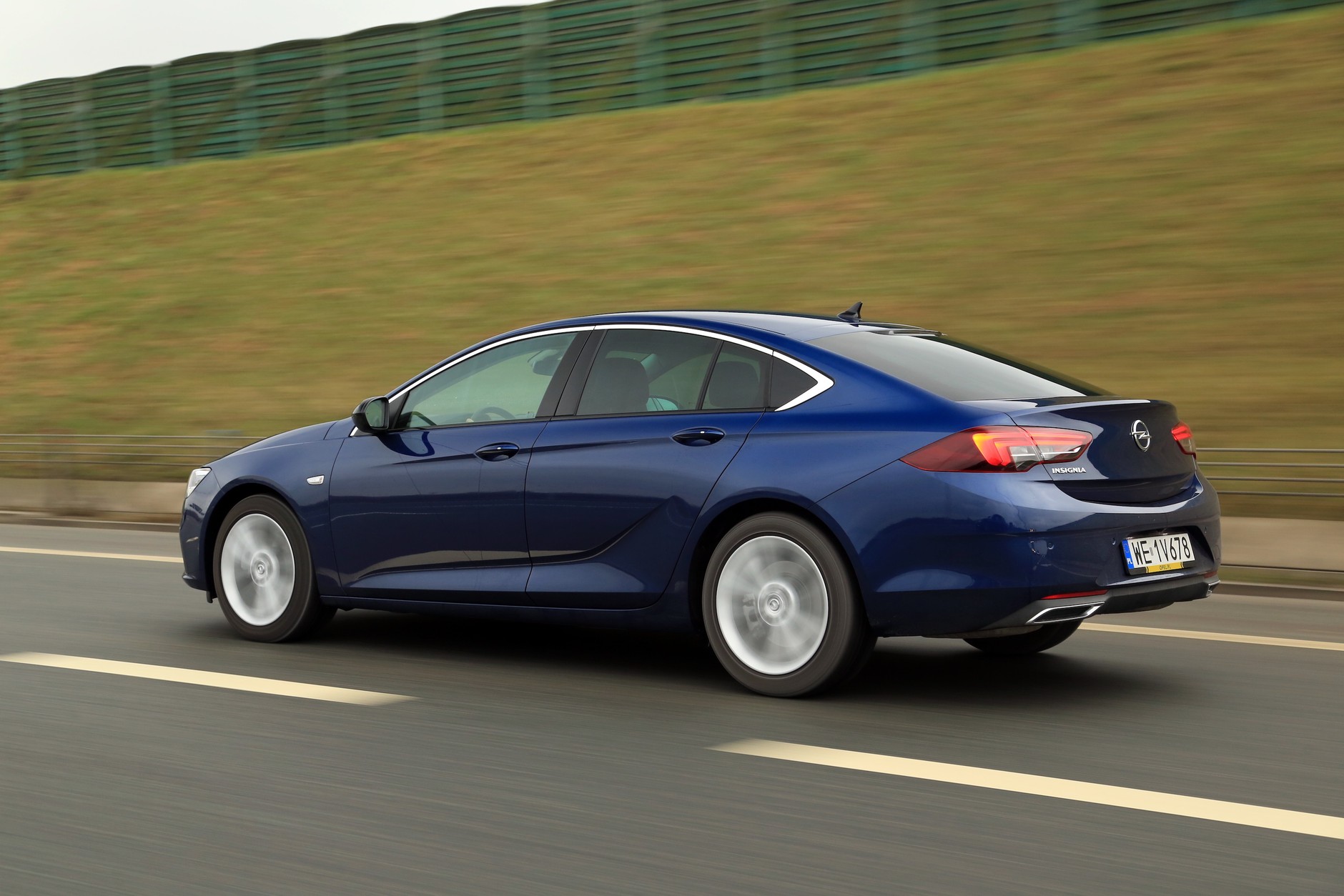 Opel Insignia – autostrada to jej żywioł