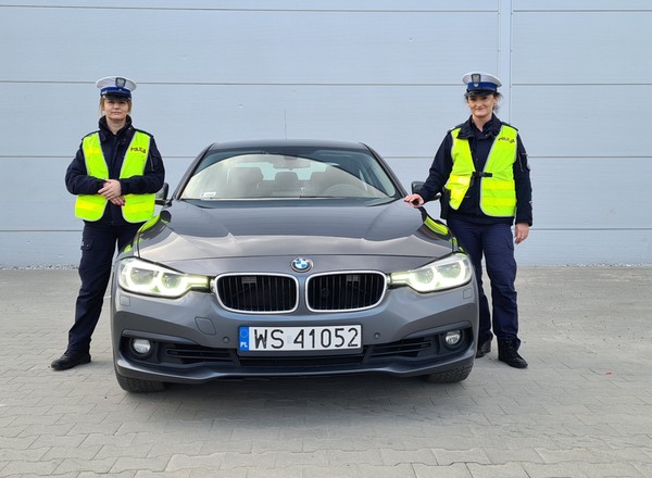 Policja przesiada się do SUV-ów. Woli klasyczne silniki benzynowe niż hybrydy