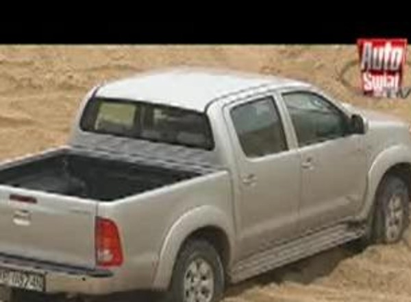 Toyota Hilux, pikap nie do zdarcia