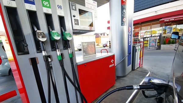 Tankowanie na stacji Orlen