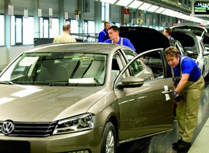 Volkswagen wstrzymuje produkcję Passata