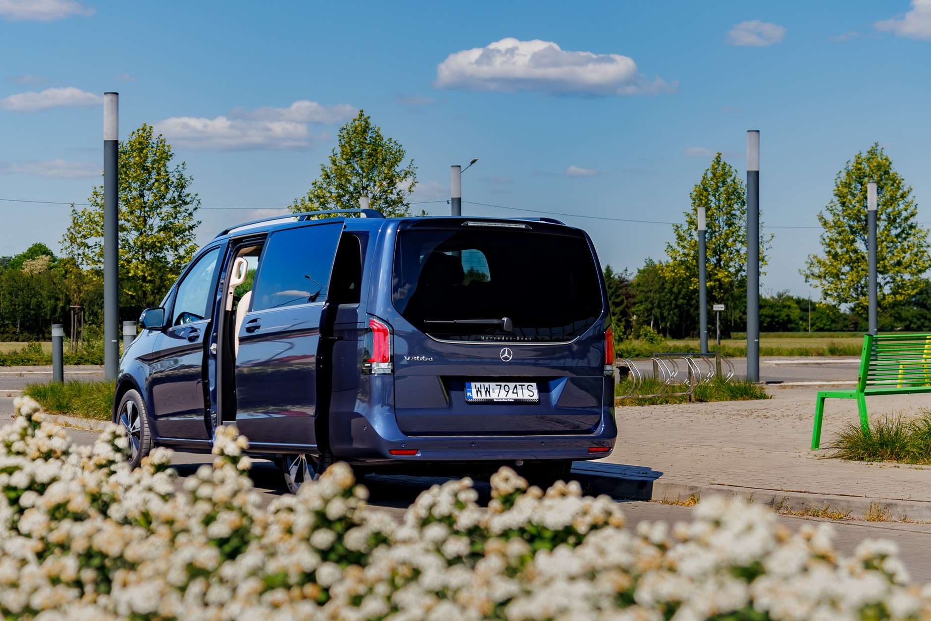 2024 Mercedes V300d
