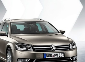 Volkswagen Passat B7 wjechał na salony