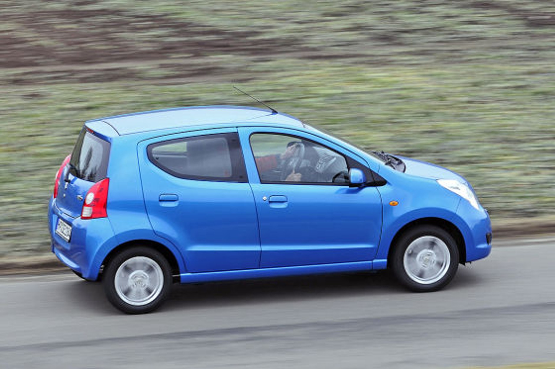 Walka na decybele. Ranking aut najcichszych oraz tych najbardziej hałaśliwych