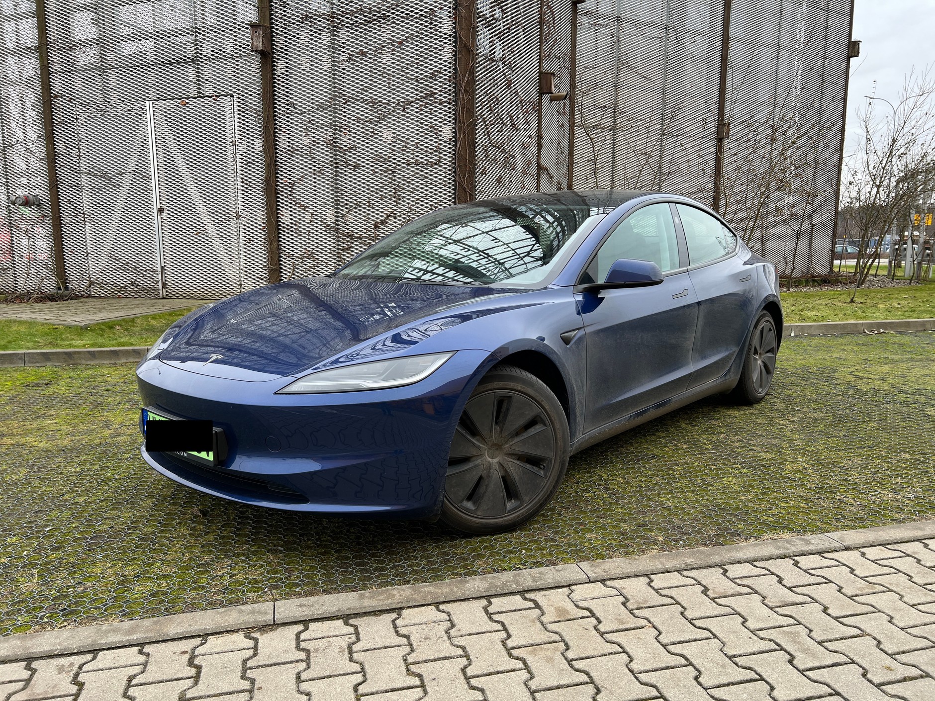 2. miejsce: Tesla Model 3 - 462 egz.