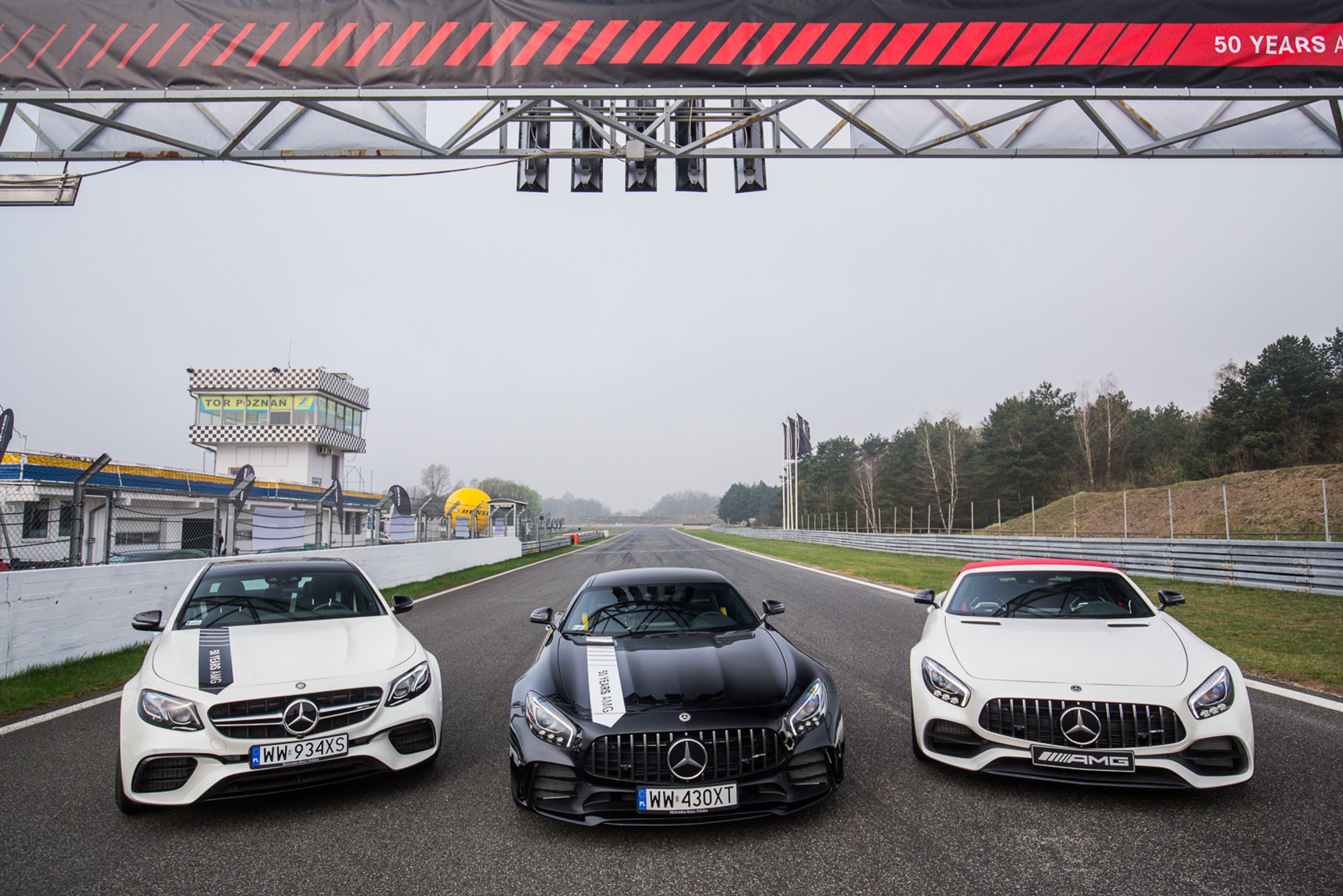 Pokaz mocy i prezentacja nowości – rozpoczęcie nowego sezonu AMG Driving Academy