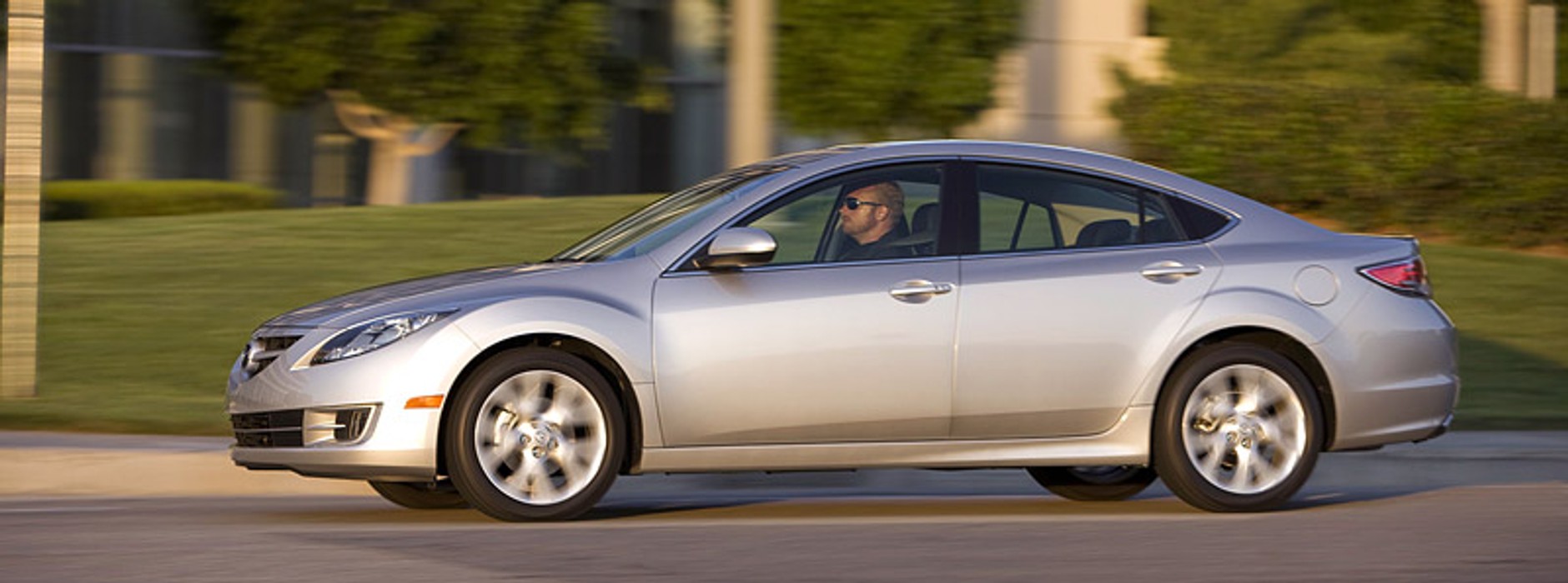 Mazda 6 w USA: tylko w wersji sedan, ale z silnikiem 3,7 V6 (272 KM)