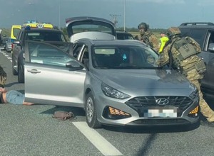 Widowiskowe zatrzymanie na drodze. Policjanci znaleźli to, czego się spodziewali