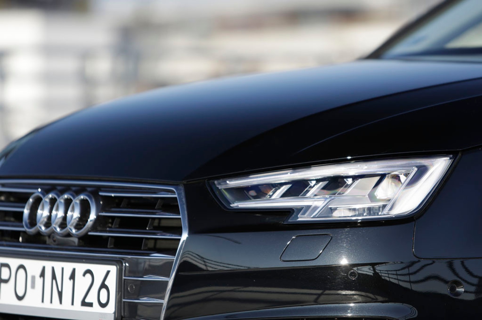 Perfekcyjnie poprawne - Audi A4 Avant 2.0 TDI  S-tronic