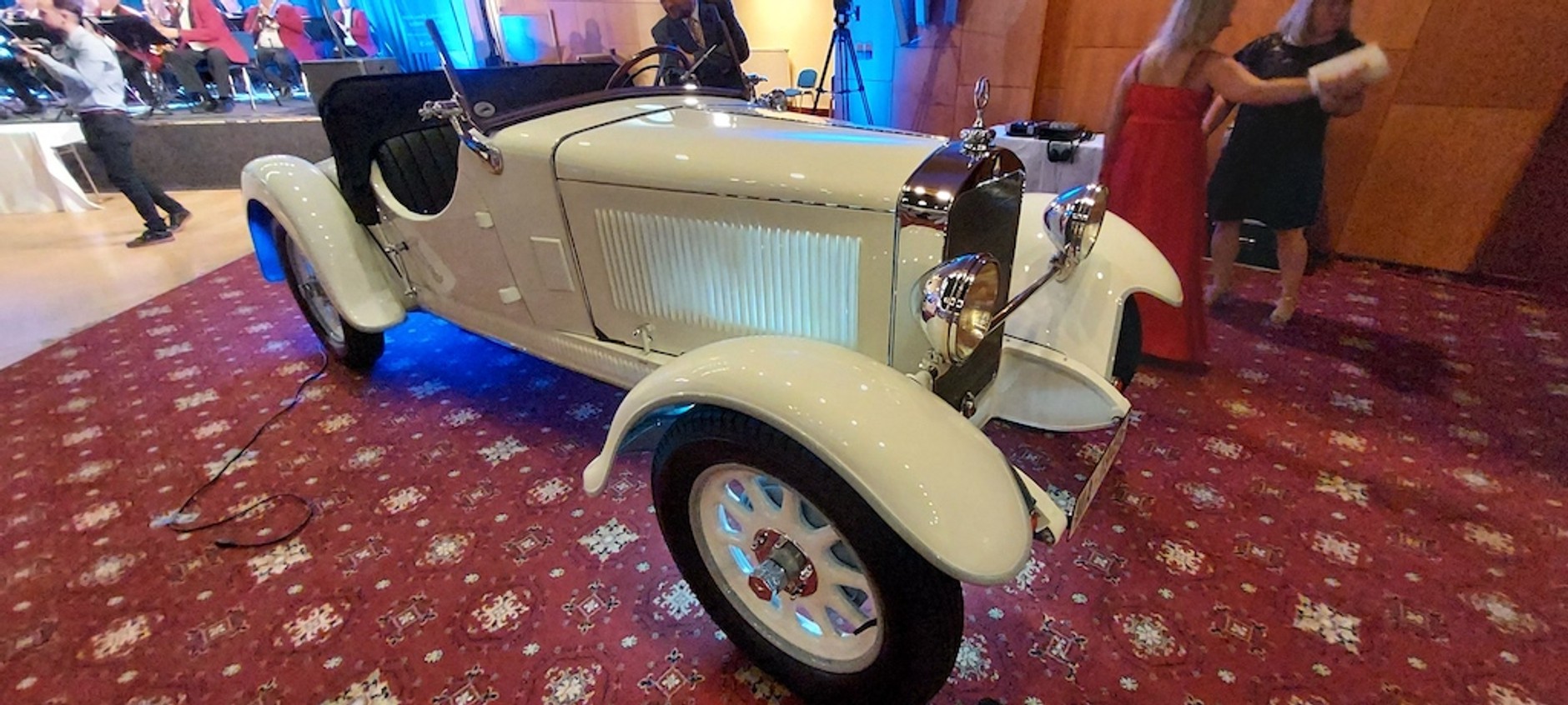 60 lat Klubu Mercedesa w Pradze. Mercedes Stuttgart 260 z 1929 r.