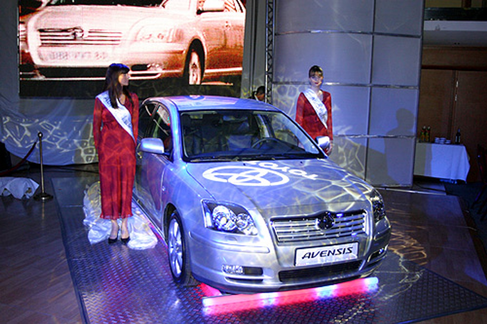 Tytuły dla Toyoty Avensis