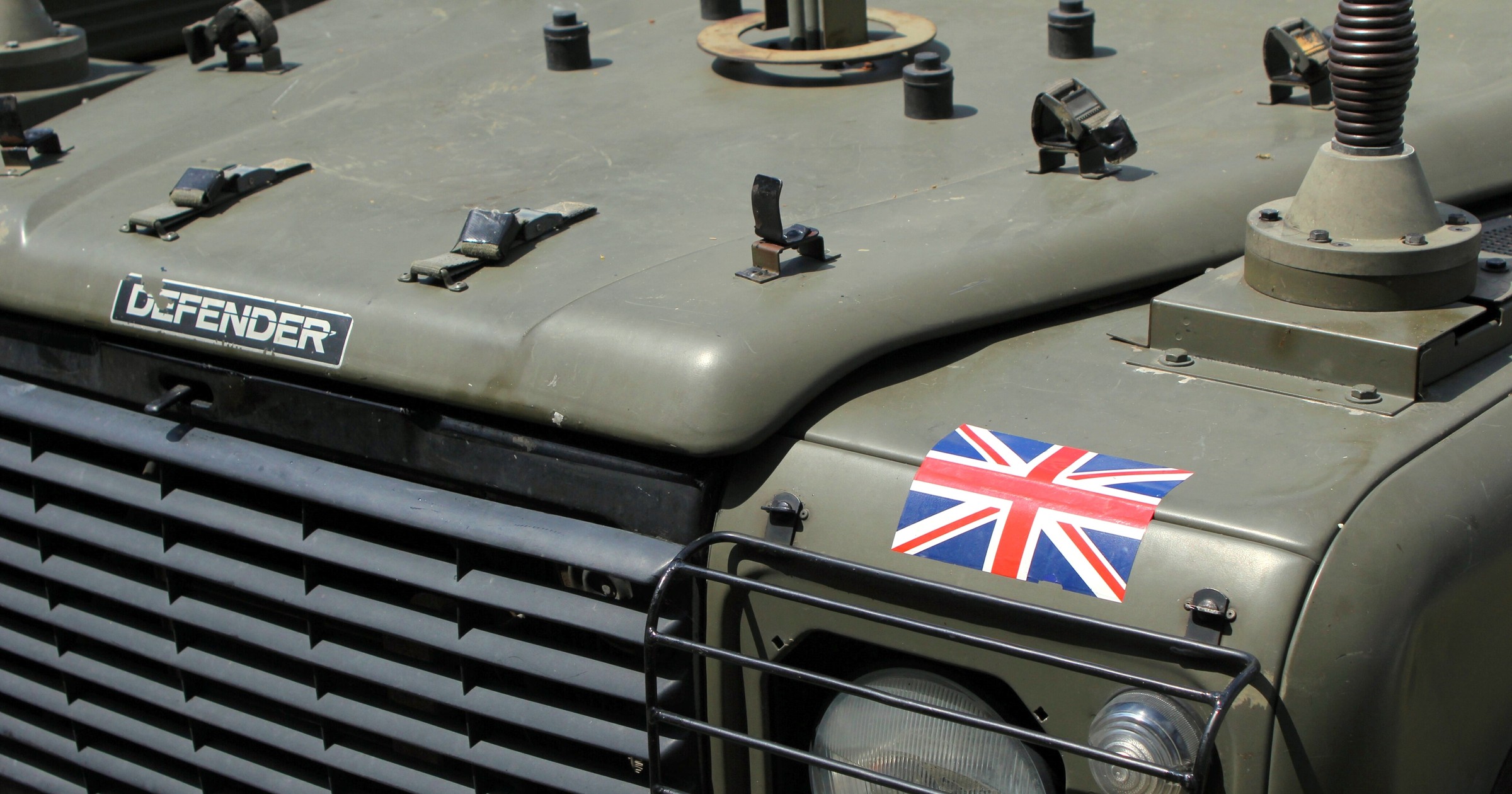 Koniec ery Defendera? Brytyjska armia chce nowych terenówek