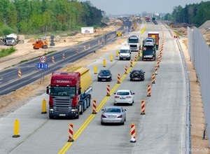 Ułatwienia dla kierowców na budowanym odcinku autostrady A1