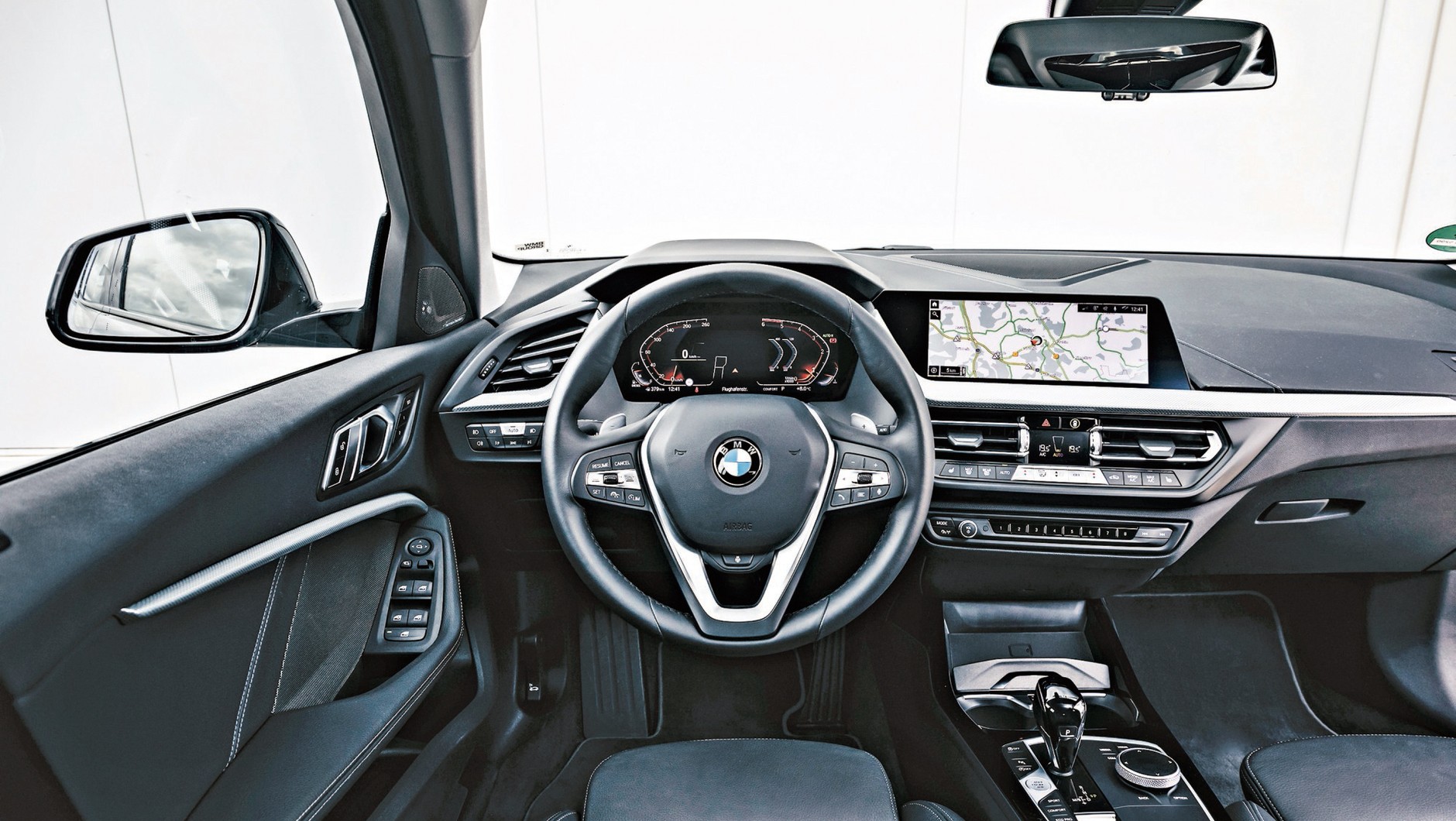 BMW serii 1 - kokpit