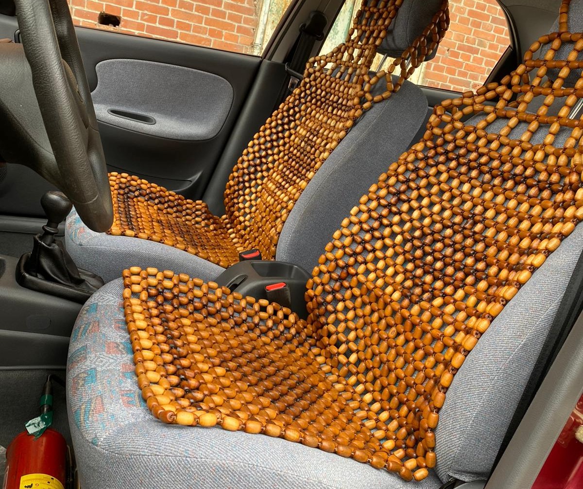 Koraliki na fotelach - hit czy kit?