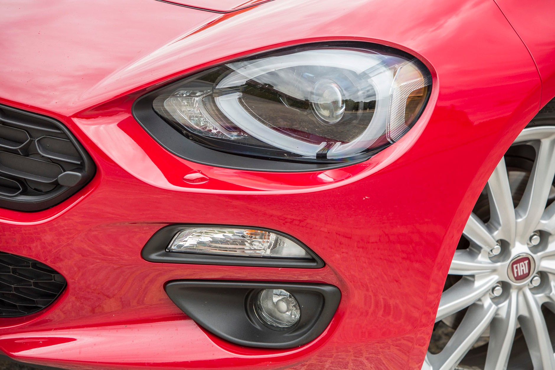 Fiat 124 Spider - fun car retro