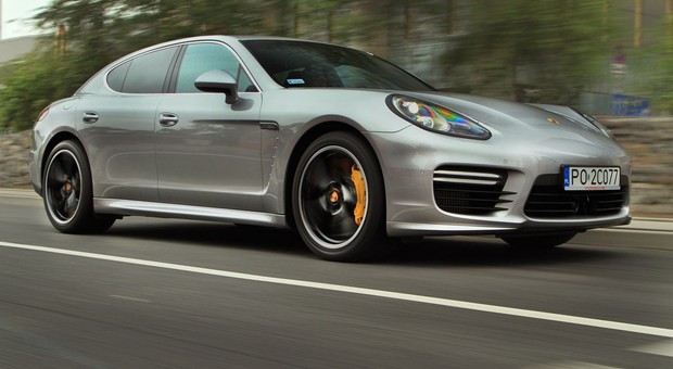 Porsche Panamera Turbo S - Czy To jeszcze limuzyna?