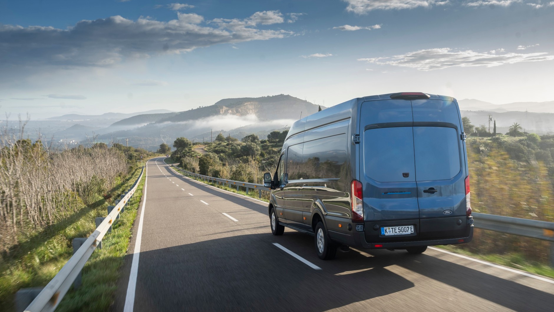 Ford E-Transit o zwiększonym zasięgu