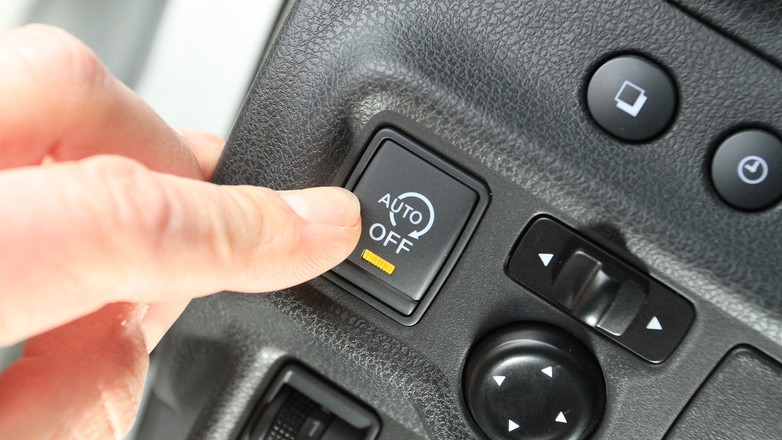 Układ start-stop: masz auto z turbodoładowaniem i chcesz, aby jeździło długo i niezawodnie? Wyłączaj szkodnika!