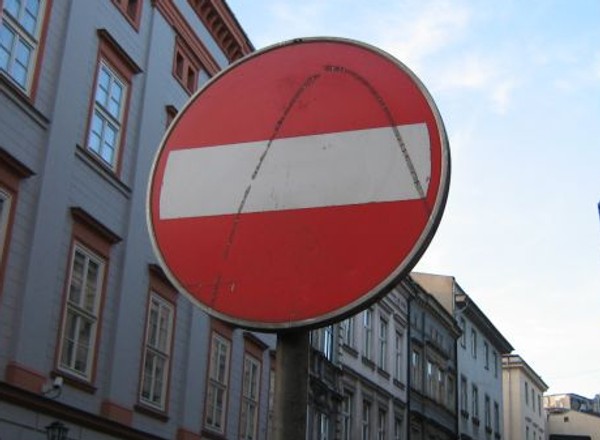 Wjazd do centrum z opłatą czy wcale?