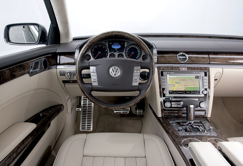 Paryż 2008: Volkswagen Phaeton – rok modelowy 2009