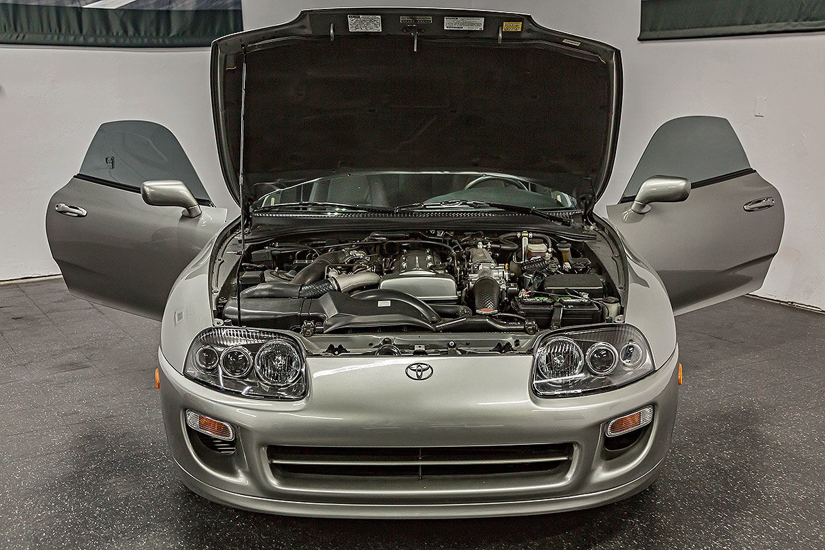 Toyota Supra 4. generacji w wersji targa