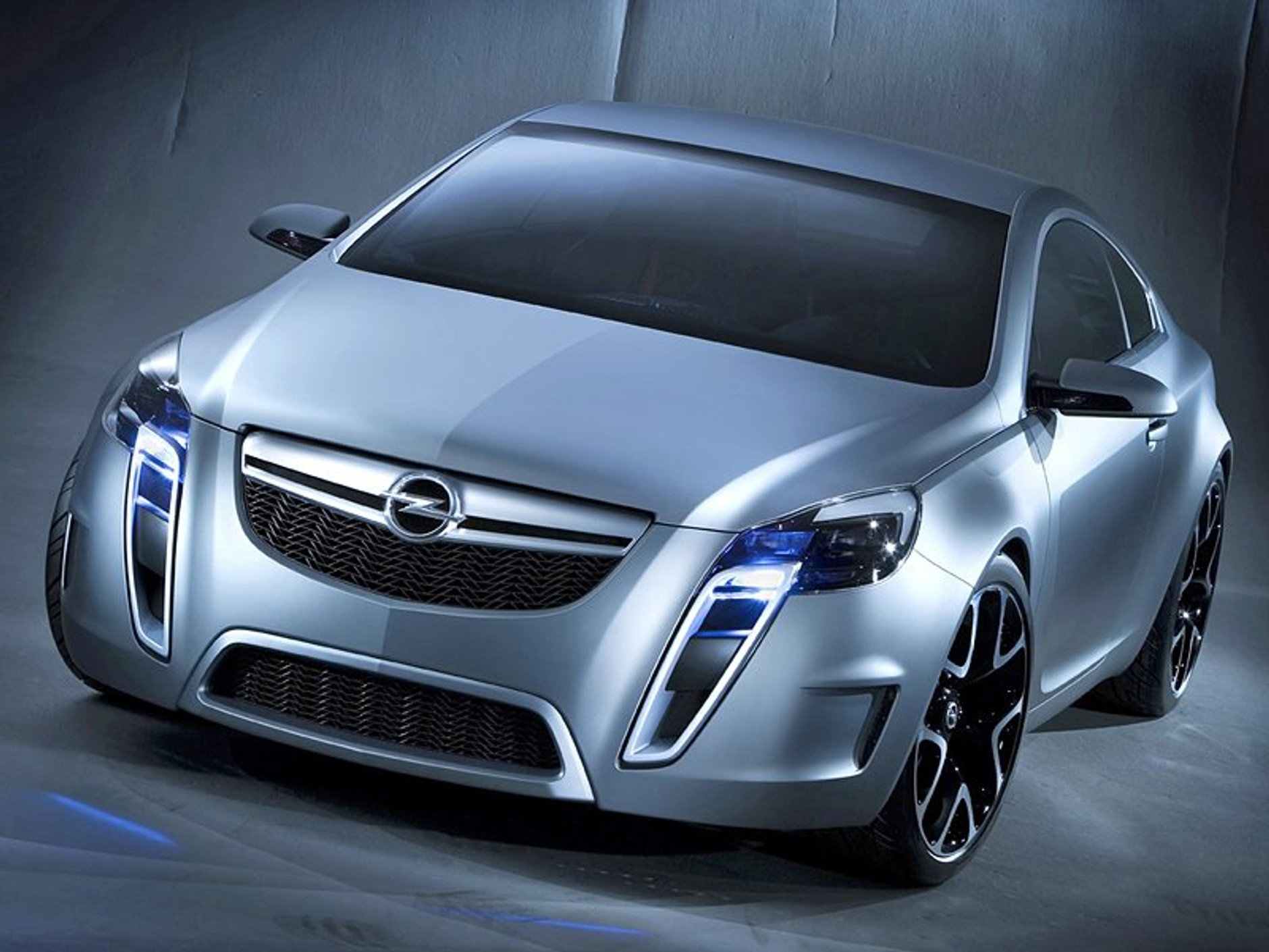 Genewa 2007: Opel GTC Concept