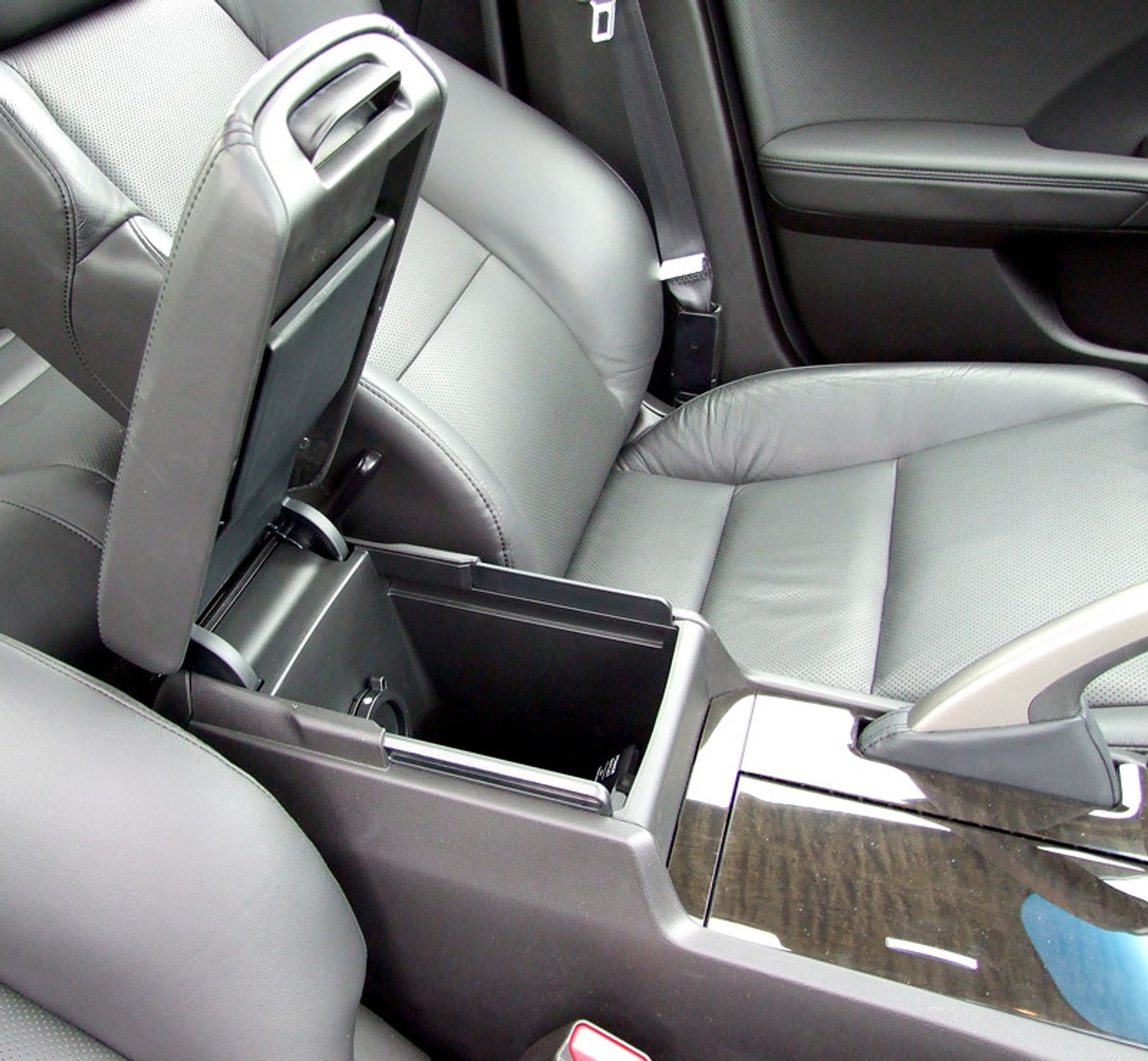 Honda: nowy Accord - dynamiczny i nowoczesny