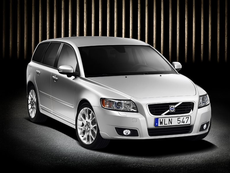 Odmłodzone Volvo S40 i V50 na starcie (WIDEO)