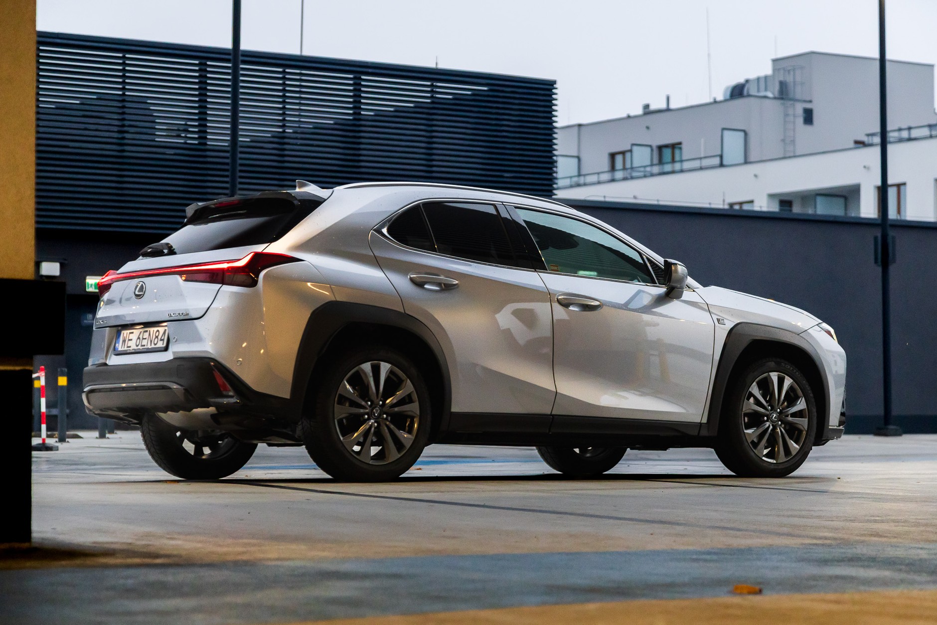 2024 Lexus UX300h