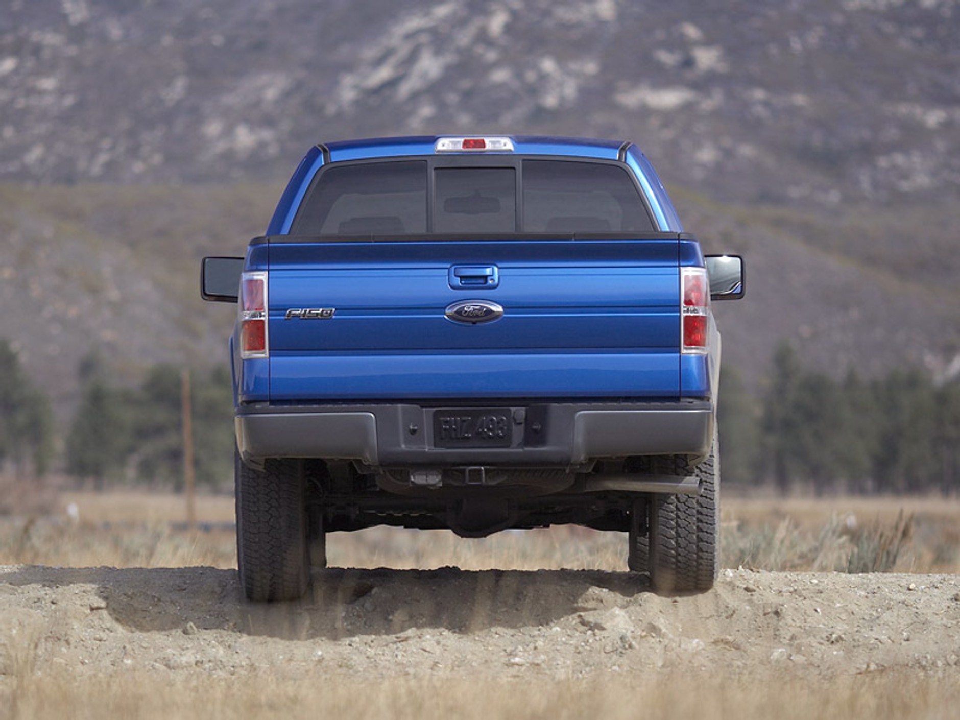 Ford F-150: legendarny pickup z nową twarzą (+ wideo)