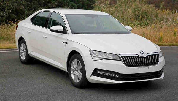 Skoda Superb po liftingu